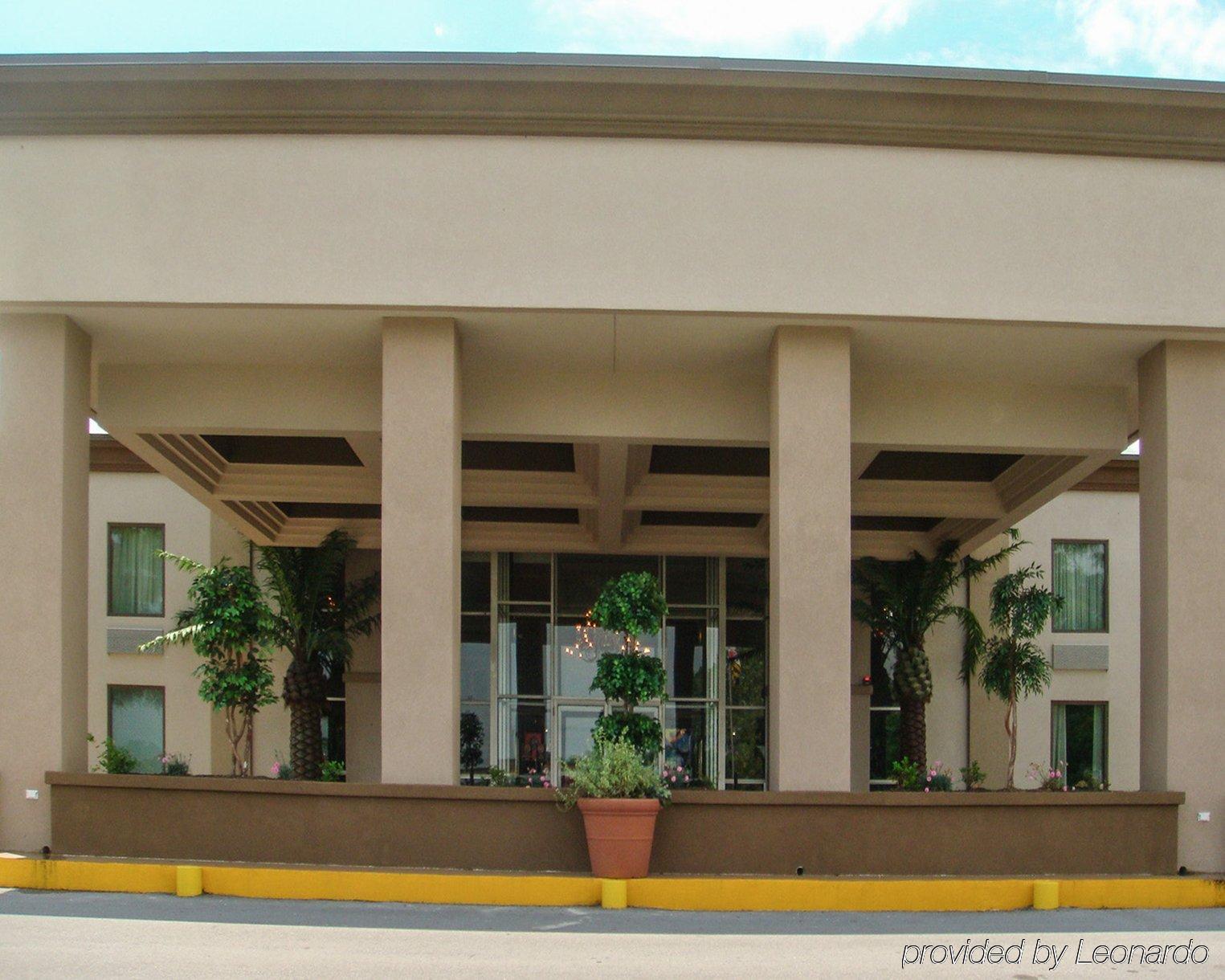 Plaza Inn & Suites Hagerstown Exterior foto