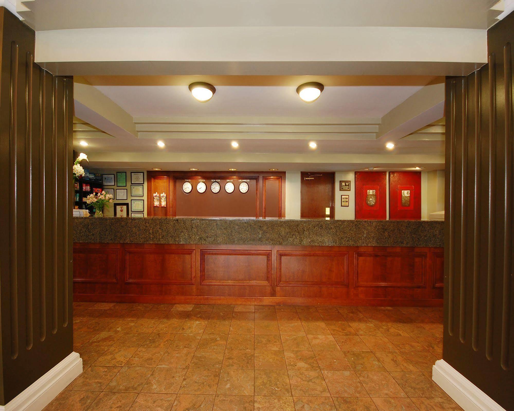 Plaza Inn & Suites Hagerstown Exterior foto